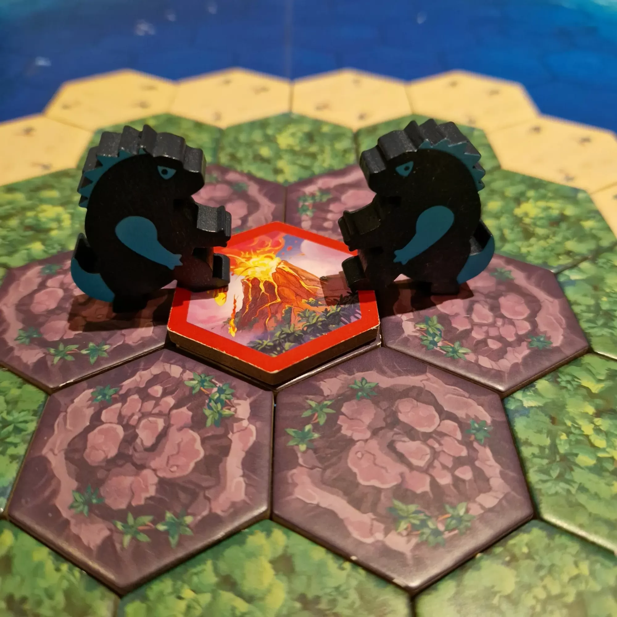 Survive The Island - Kaiju