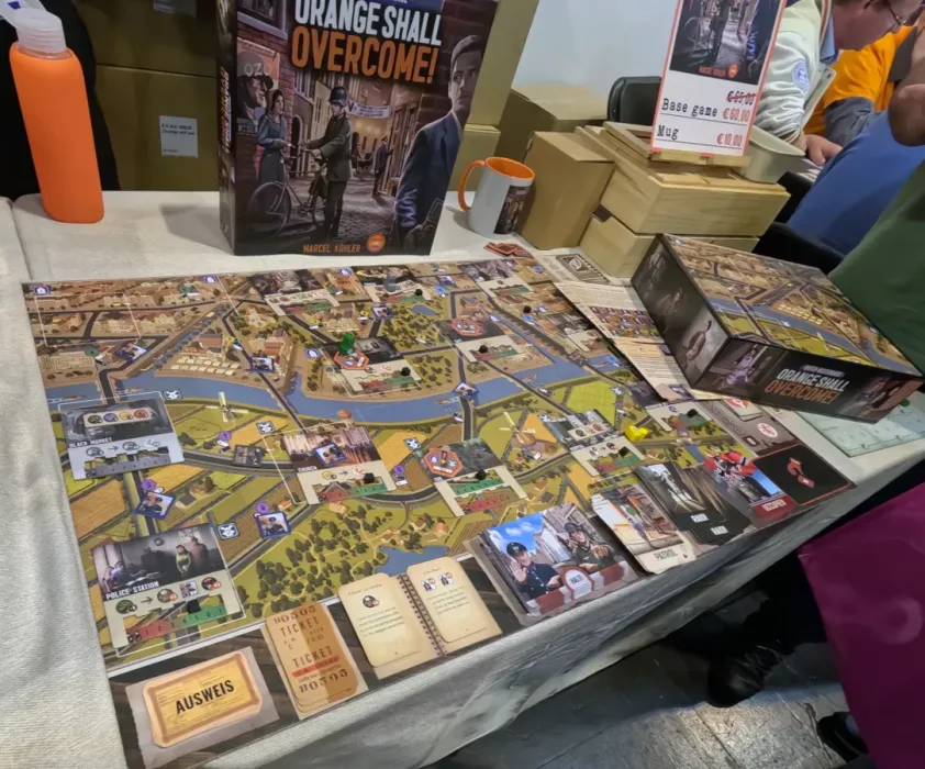 Dutch Resistance: Orange Shall Overcome!