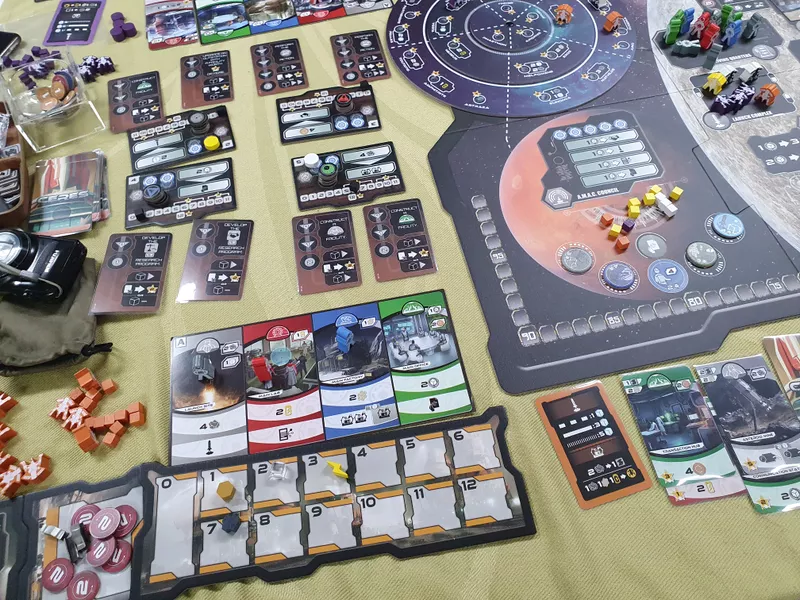 Ceres: Mars Contracts